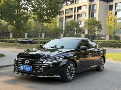 Nissan Teana 2022