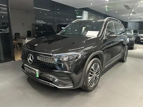 Mercedes-Benz EQB 2025