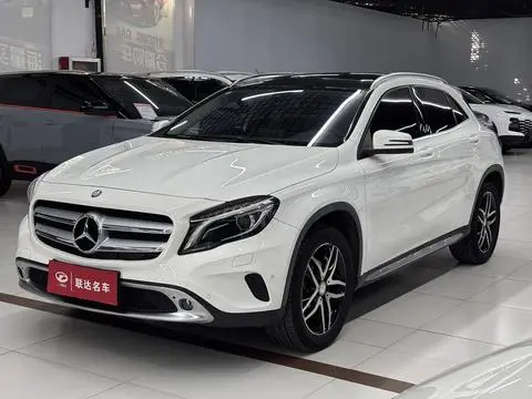 Mercedes-Benz GLA 2016