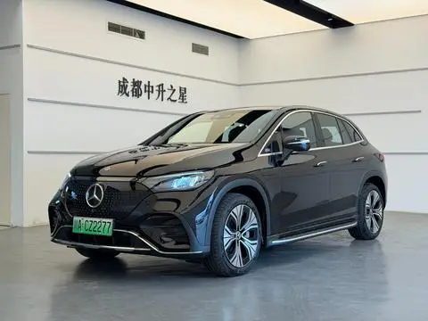 Mercedes-Benz EQE SUV 2024