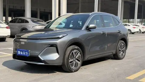 Geely 星舰7 EM-i 2025