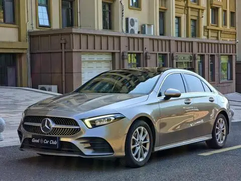 Mercedes-Benz A-Class 2019 — фото 1