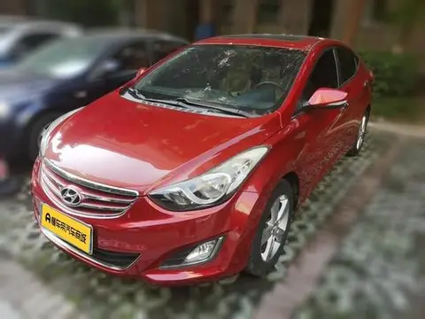 Hyundai Elantra Langdong 2013