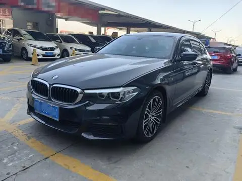 BMW 5 Series 2019 — фото 1