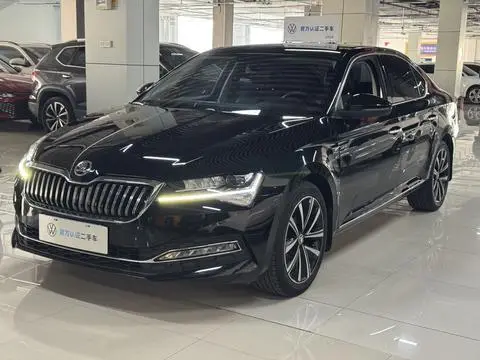 Skoda Superb 2023 — фото 1