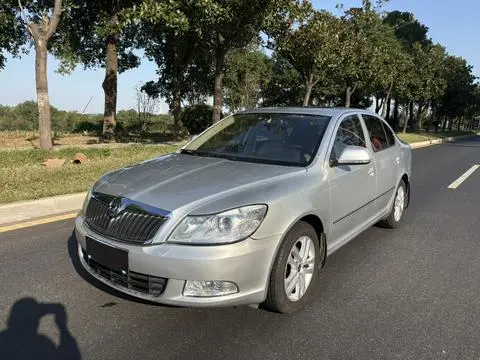 Skoda 明锐 2014 — фото 1