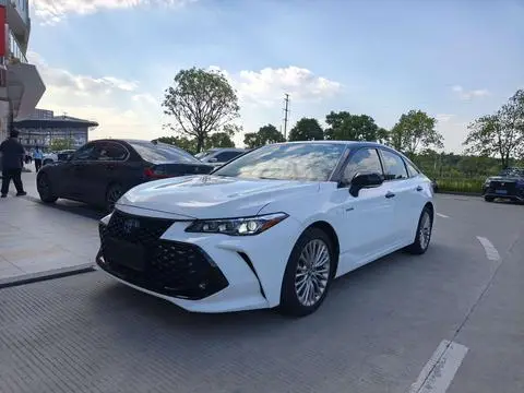 Toyota 亚洲龙 2019