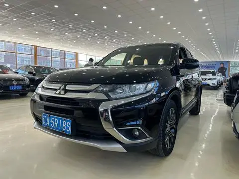 Mitsubishi 欧蓝德 2018