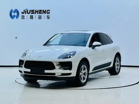 Porsche Macan 2021