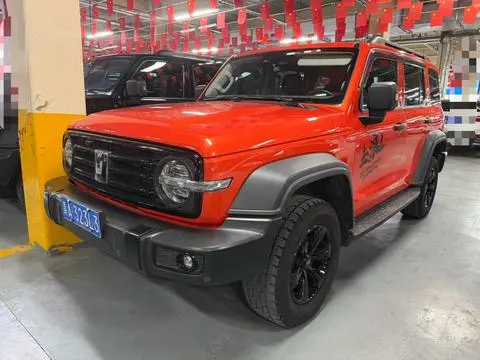 TANK 300 2021