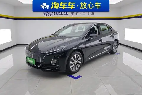 Hongqi E-QM5 2024