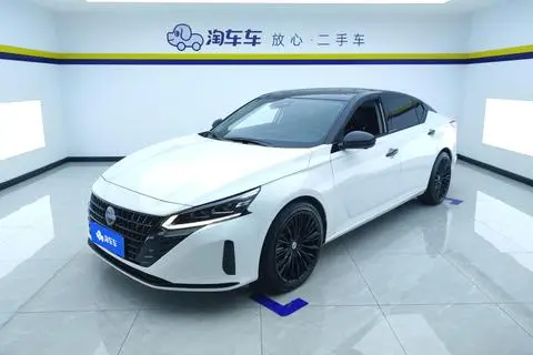 Nissan Teana 2022