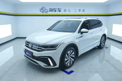 Volkswagen Tiguan L PHEV 2023