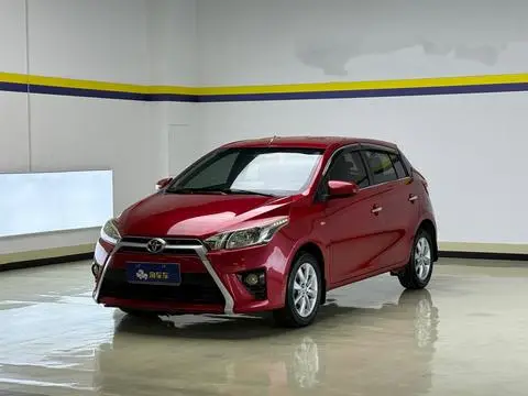Toyota YARIS L 2014