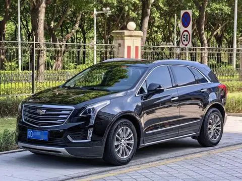 Cadillac XT5 2018 — фото 1