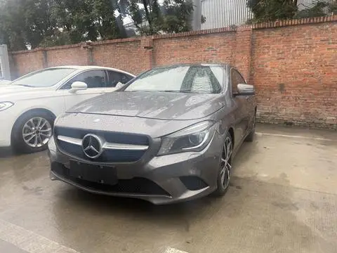 Mercedes-Benz GLA 2015 — фото 1