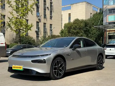 XPeng 小鹏P7 2023