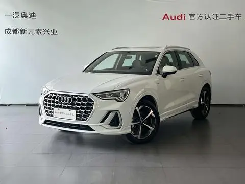 Audi Q3 2024 — фото 1