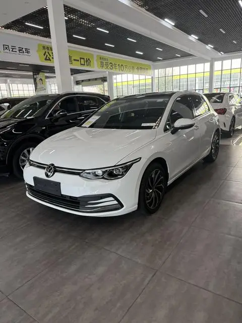 Volkswagen Golf 2023