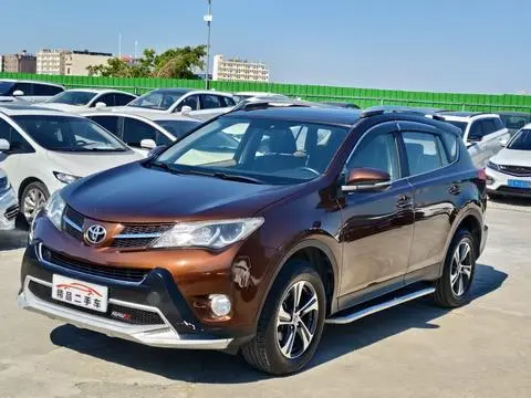 Toyota RAV4 2015