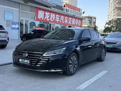 Nissan Teana 2022