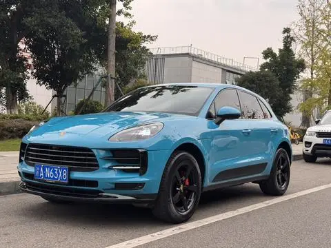 Porsche Macan 2018 — фото 1