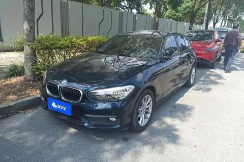 BMW 1 Series 2016 — фото 1