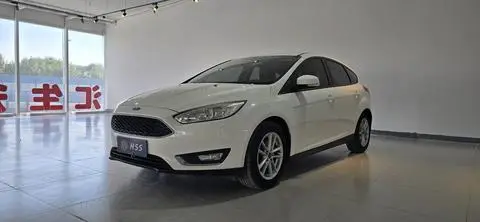 Ford Focus 2018 — фото 1