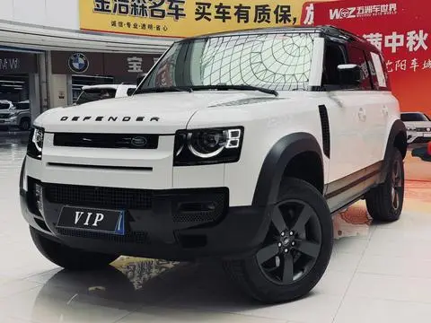 Land Rover 卫士 2024 — фото 1