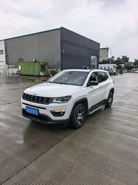 Jeep 指南者 2017