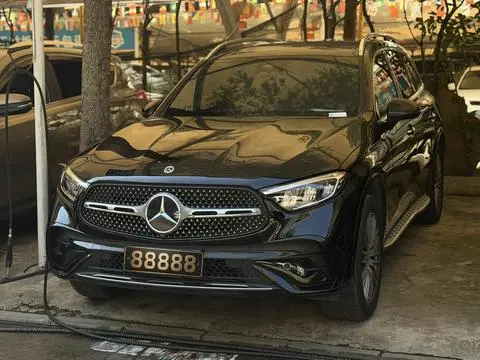 Mercedes-Benz GLC 2025