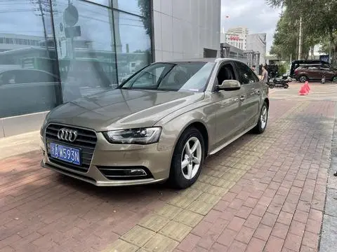 Audi A4L 2013 — фото 1
