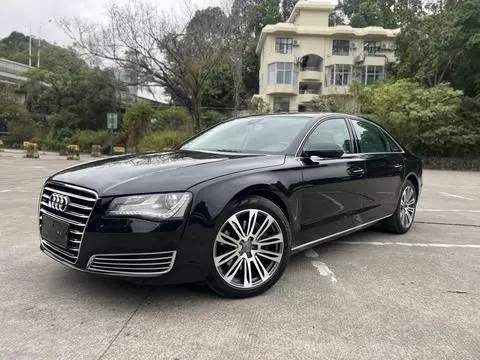 Audi A8 2013