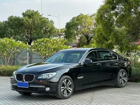 BMW 7 Series 2011