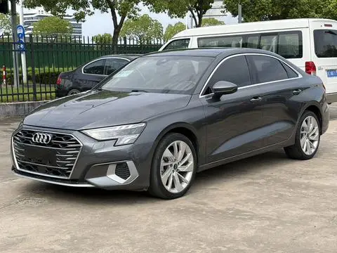 Audi A3 2022 — фото 1