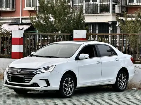 BYD 秦EV 2018