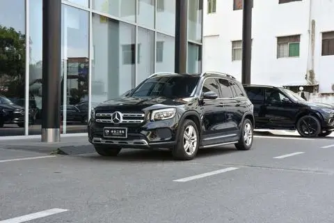 Mercedes-Benz GLB 2022 — фото 1