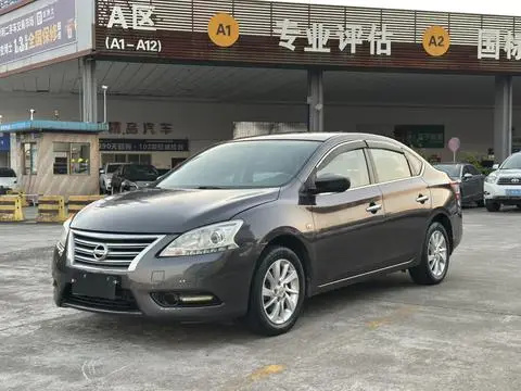 Nissan 轩逸 2012