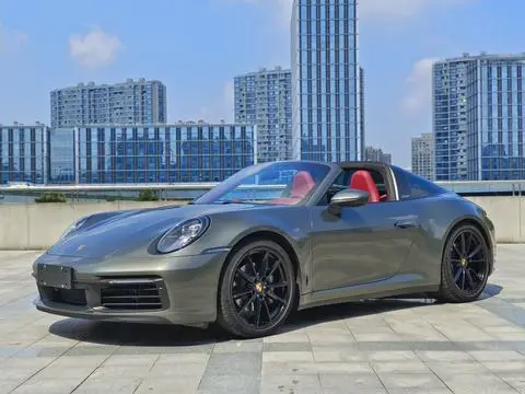 Porsche 911 2023