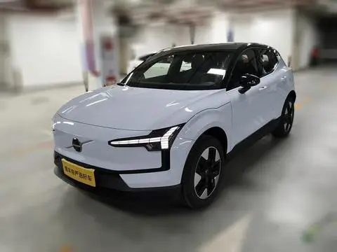 Volvo EX30 2026