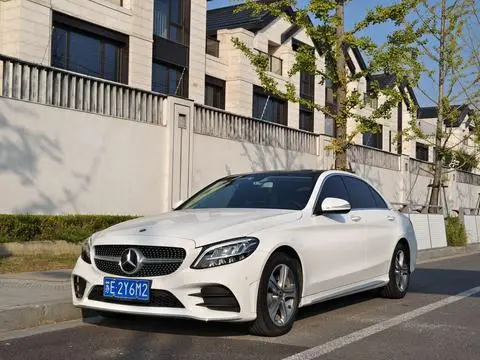 Mercedes-Benz C-Class 2019 — фото 1