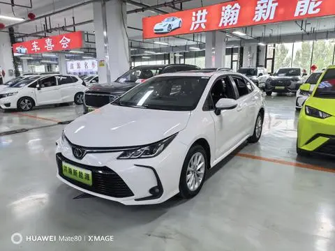 Toyota Corolla 2021 — фото 1