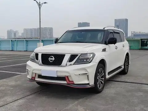 Nissan 途乐 2017 — фото 1
