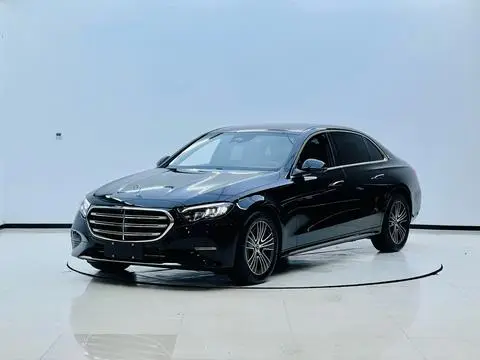 Mercedes-Benz E-Class 2025