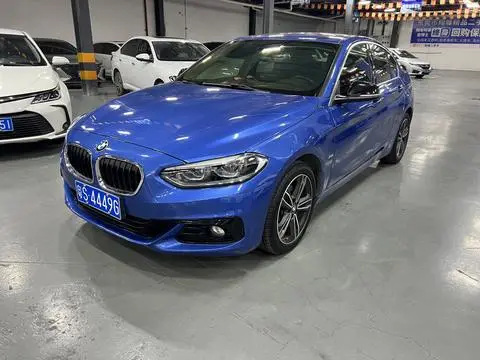 BMW 1 Series 2018 — фото 1