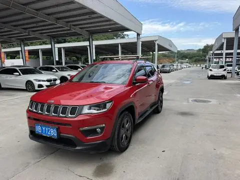 Jeep Compass 2017 — фото 1