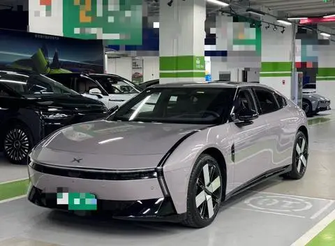 XPeng 小鹏P7 2025