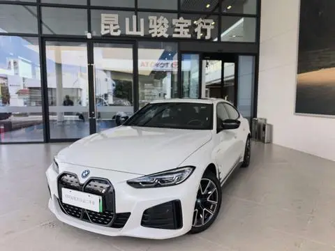 BMW i4 2023