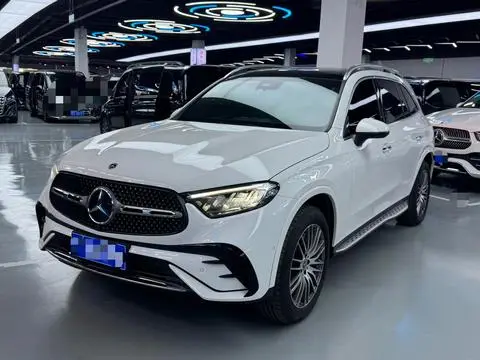 Mercedes-Benz GLC 2025
