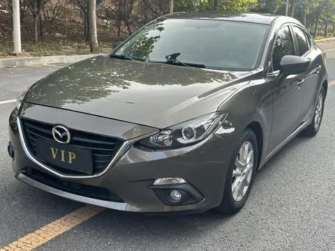 Mazda 3 Axela 2016 — фото 1